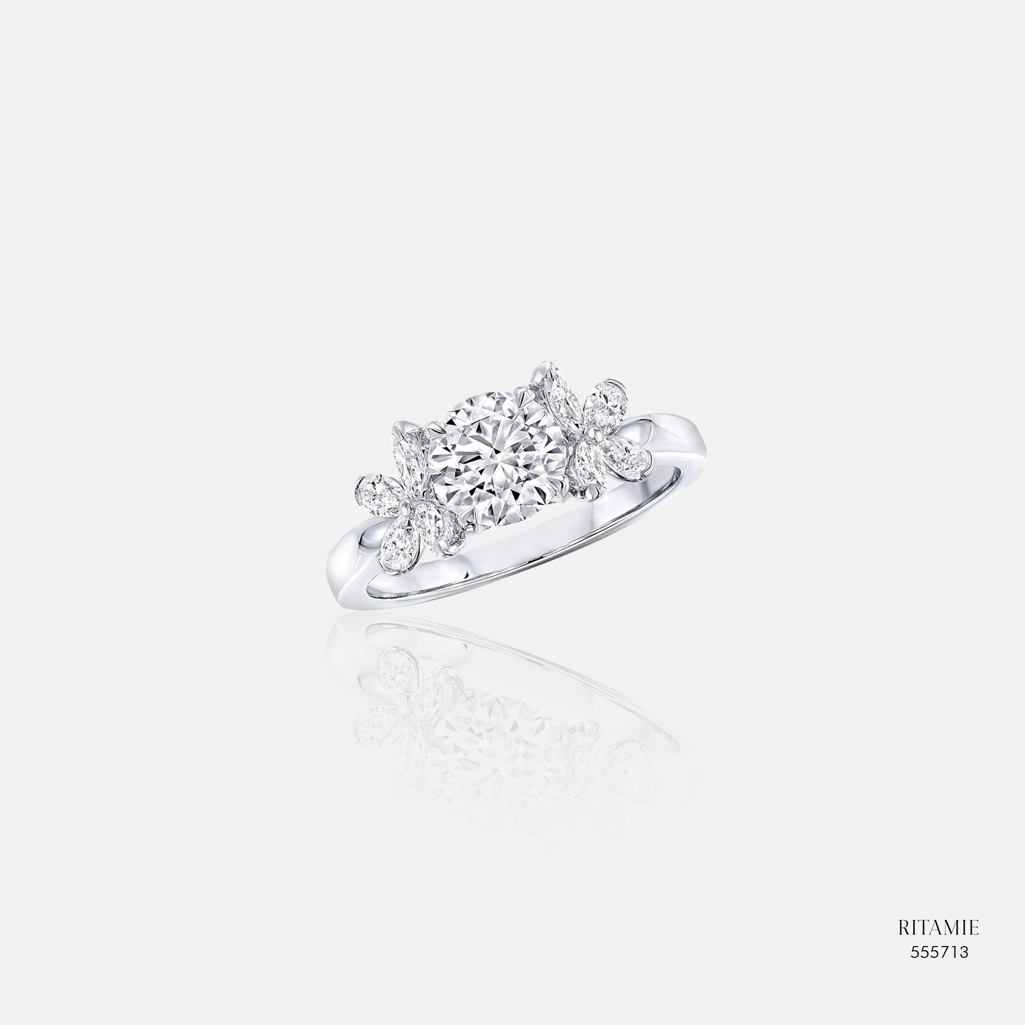 Frost Bloom Lab-Grown Diamond Ring 555713