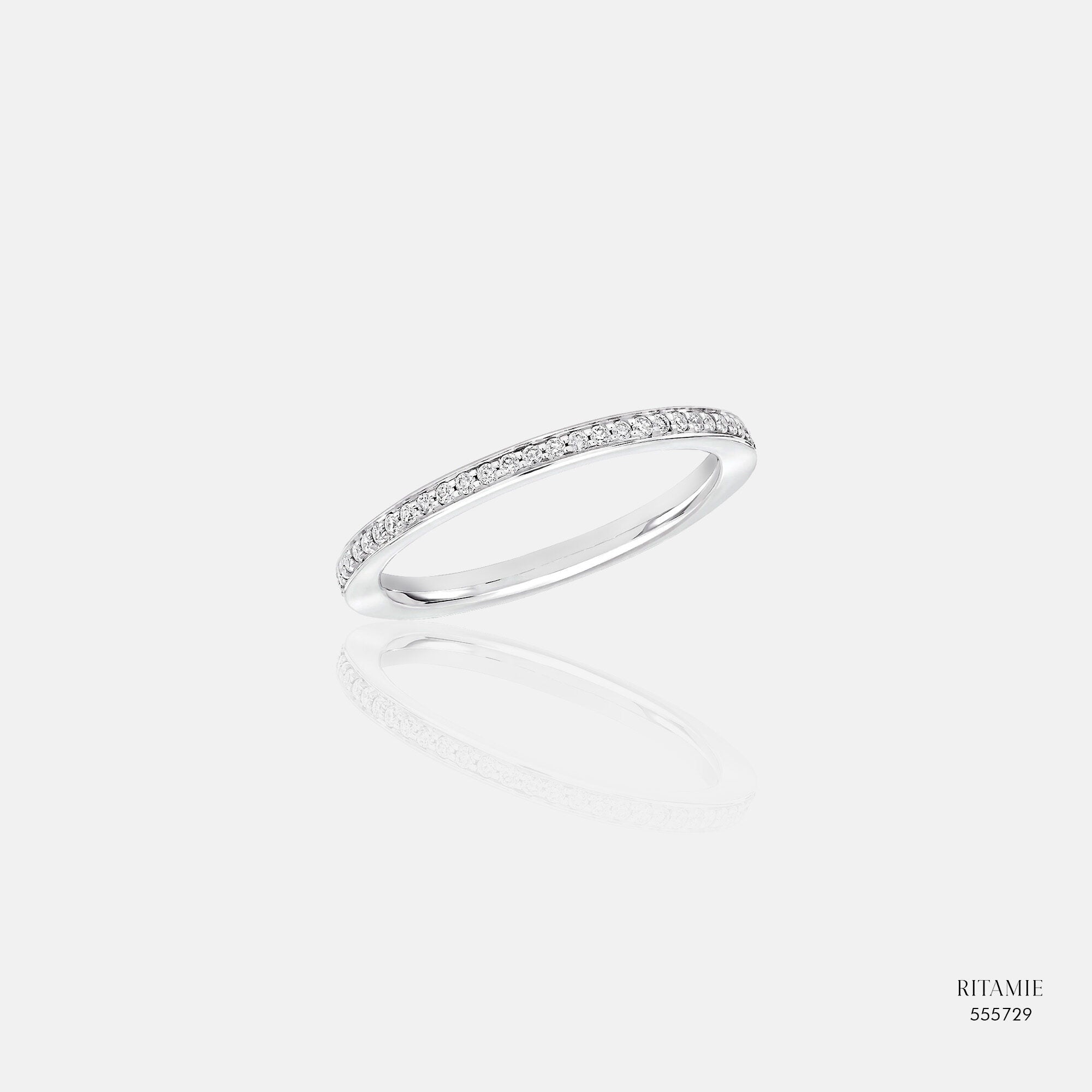 Serene Pavé Lab-Grown Diamond Band Ring 555729