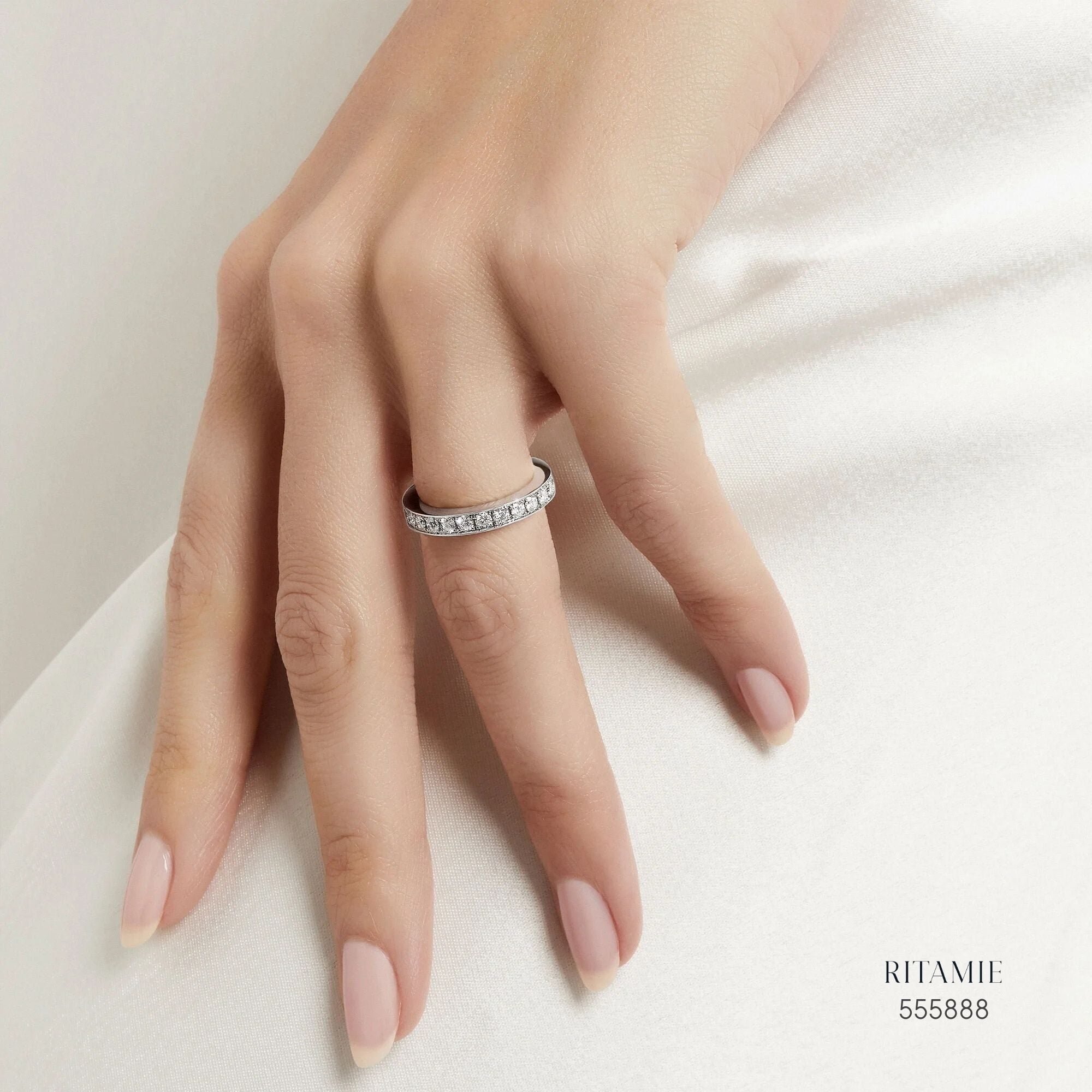 Ring 555888