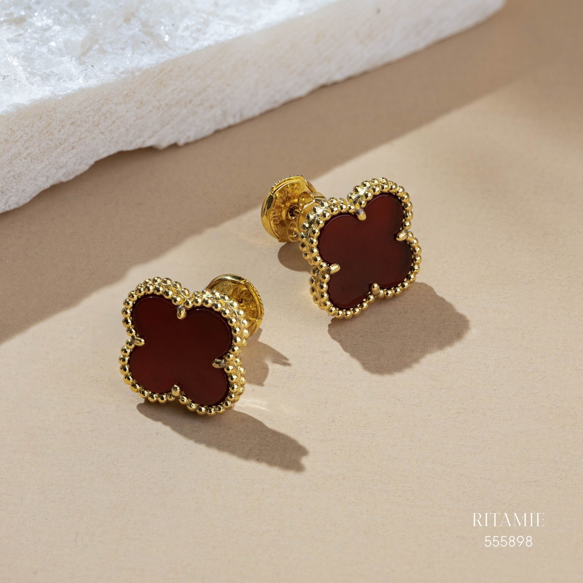 Twilight Clover Yellow Gold Earrings 555898