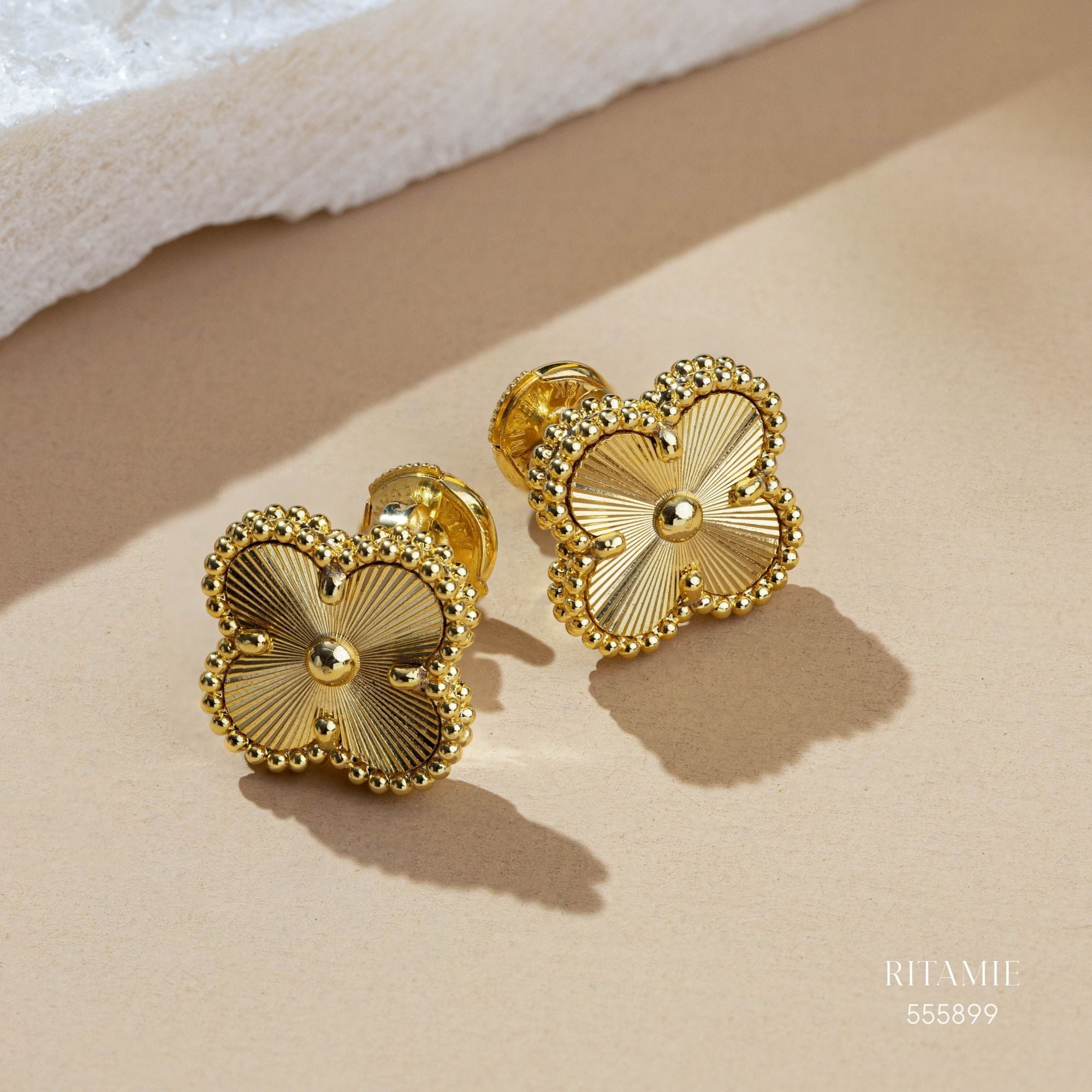 Golden Clover Yellow Gold Earrings 555899