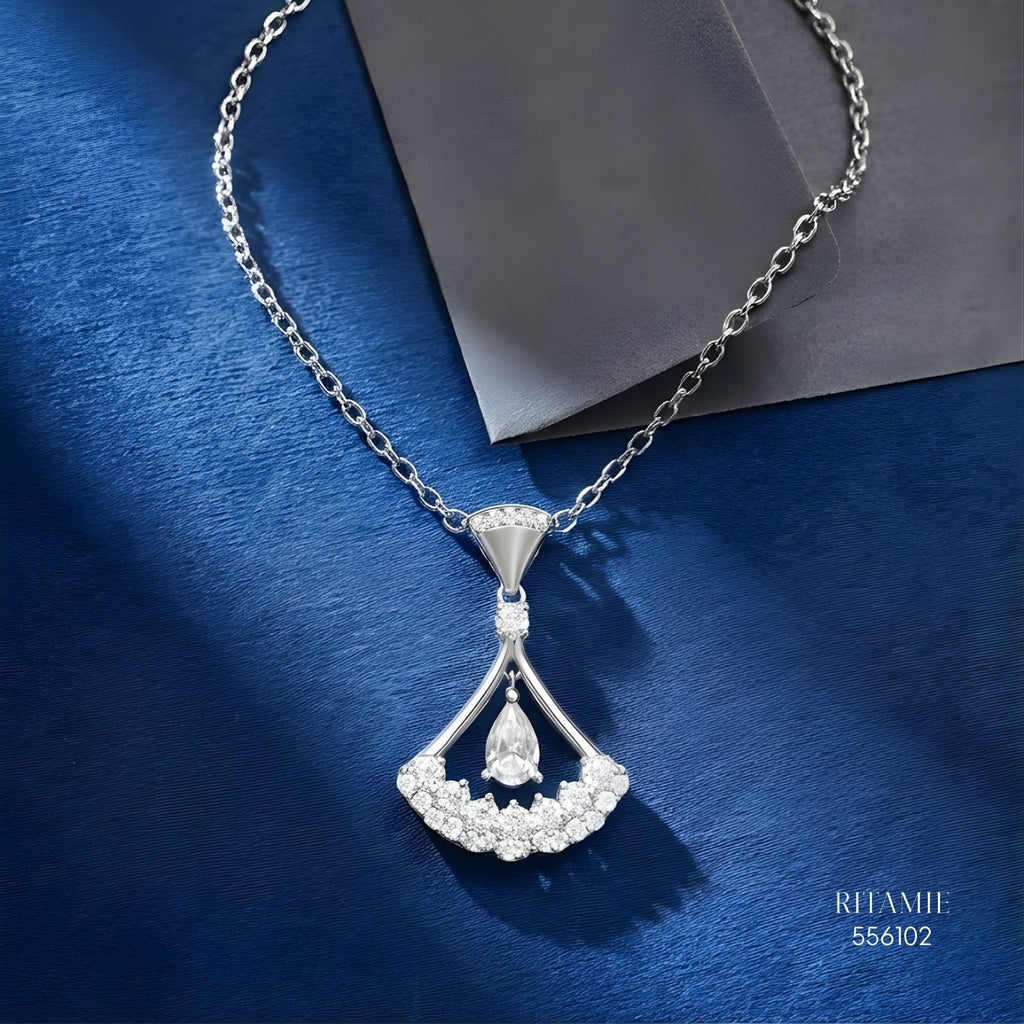 The Diva?s Whisper Silver Moissanite Necklace 556102