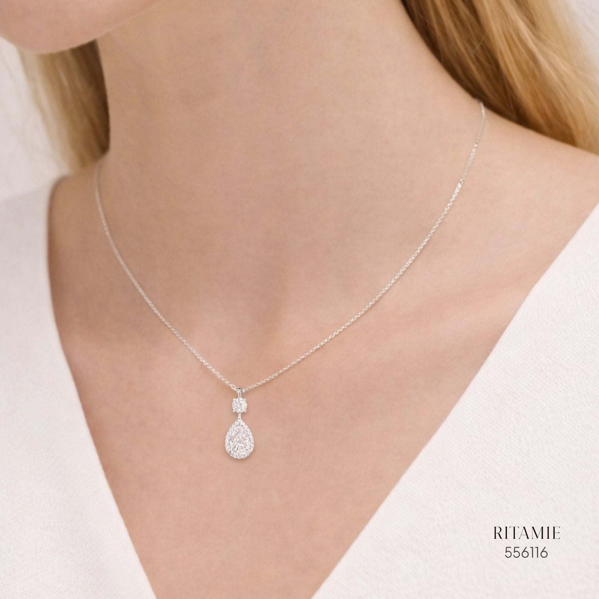 The Pearly Halo Silver Moissanite Necklace 556116