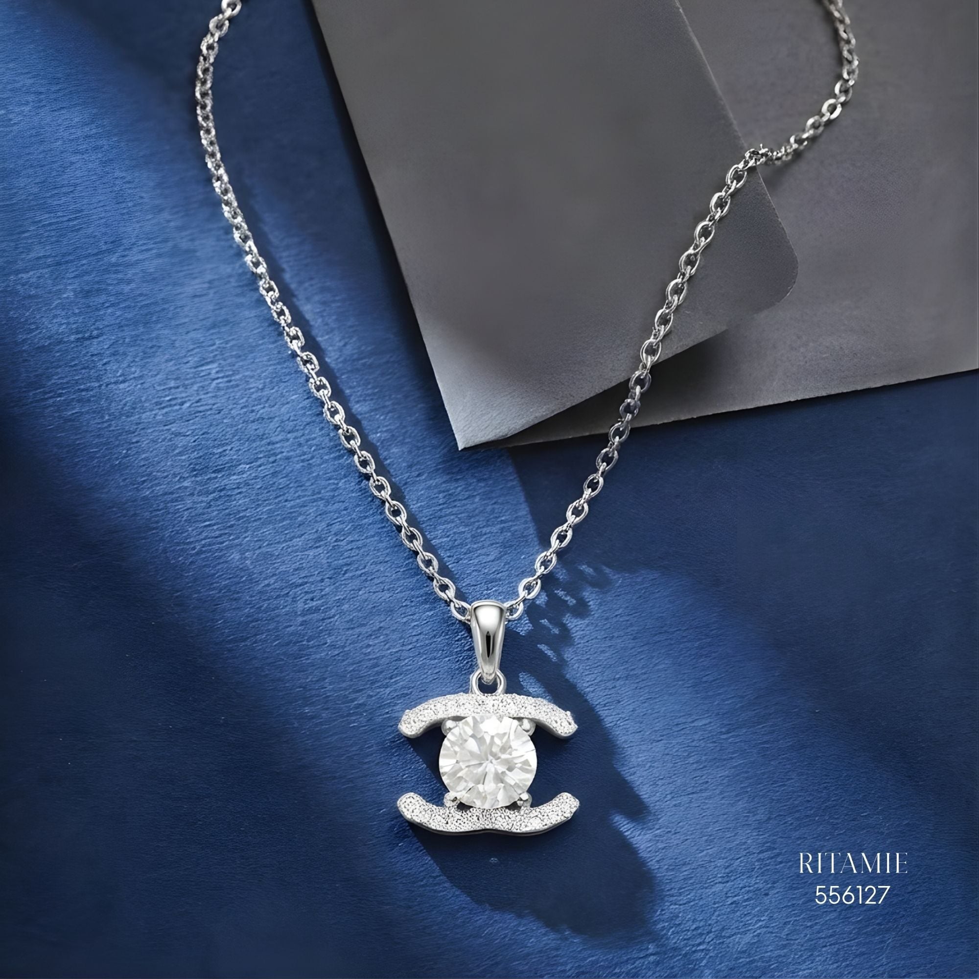 The Iconic Chic Silver Moissanite Necklace 556127