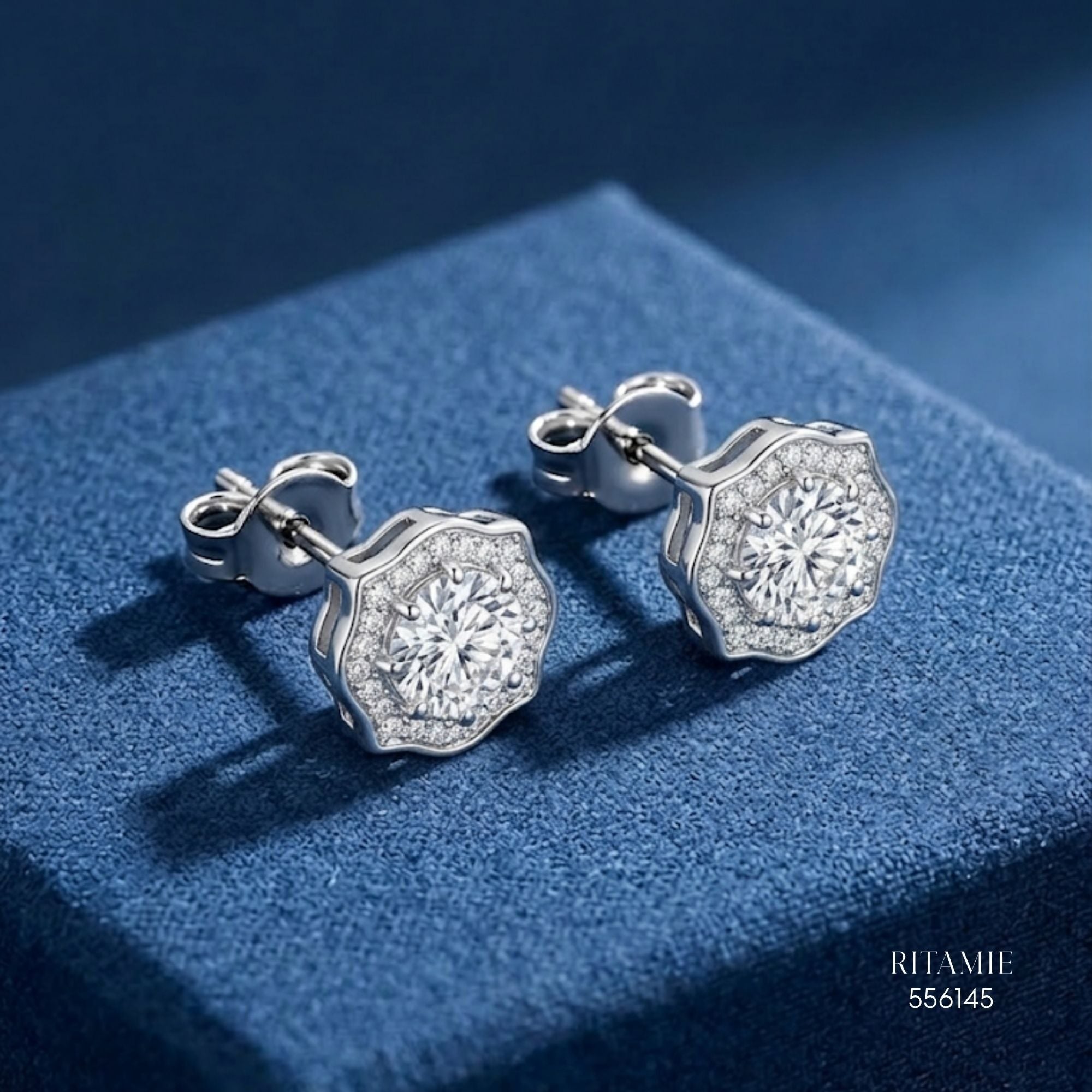 The Belle Radiance Silver Moissanite Studs 556145