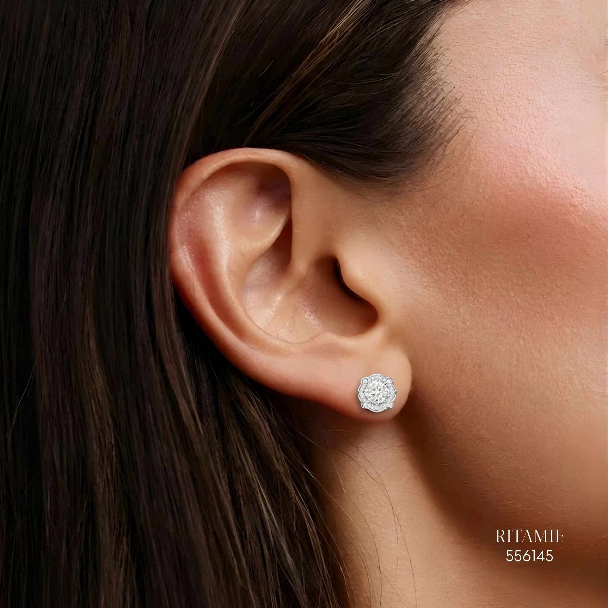 The Belle Radiance Silver Moissanite Studs 556145