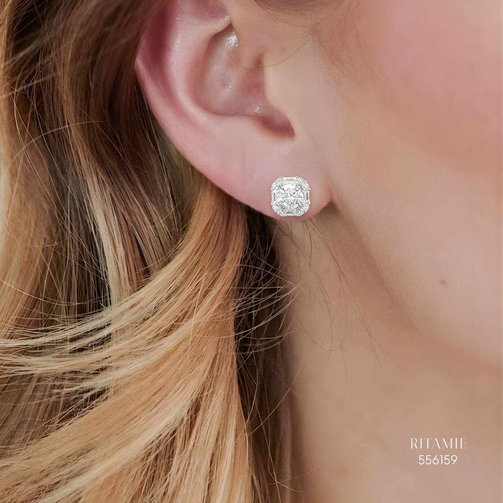 The Geometric Radiance Silver Moissanite Studs 556159