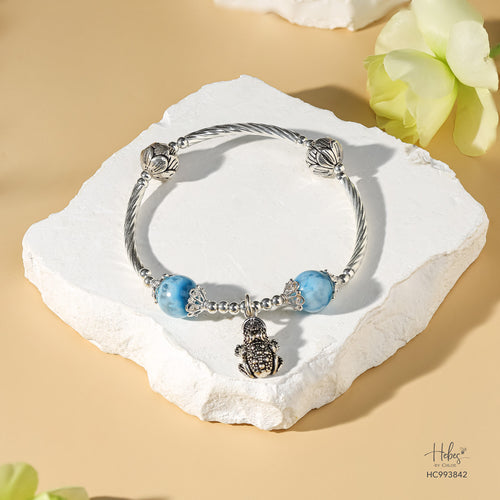 Abundant Flow Lodolite Quartz Bracelet 993842
