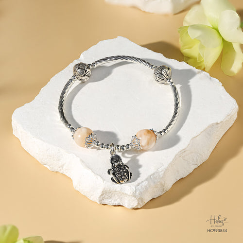 Abundant Flow Lodolite Quartz Bracelet 993844