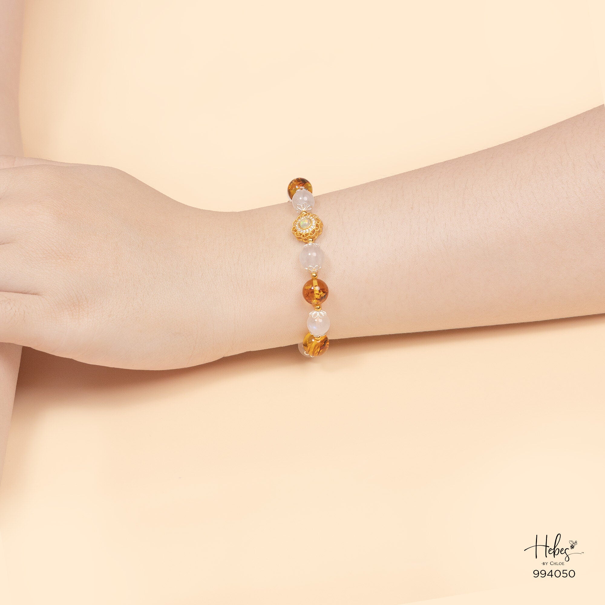 Amber Petal Glow Bracelet 994050