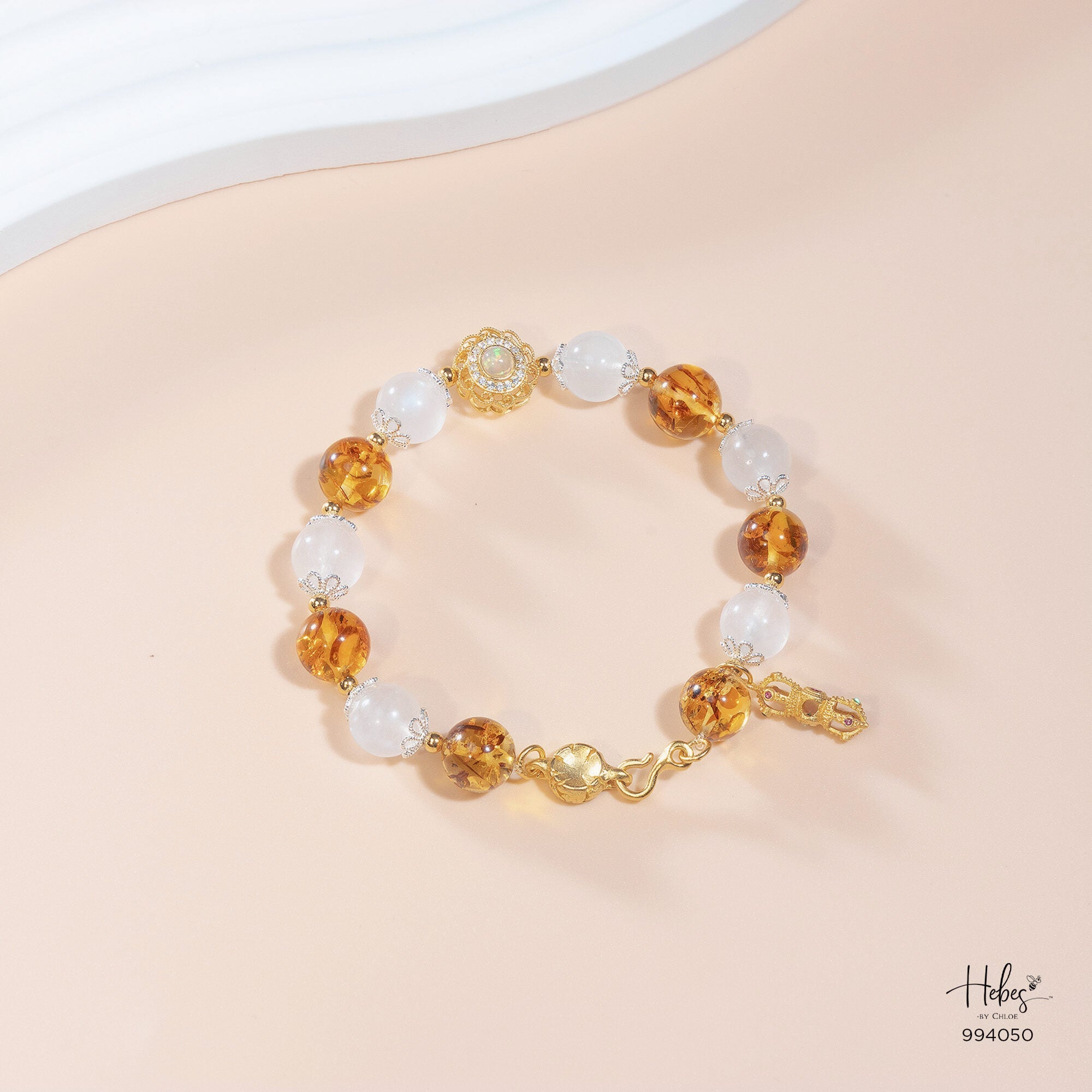 Amber Petal Glow Bracelet 994050