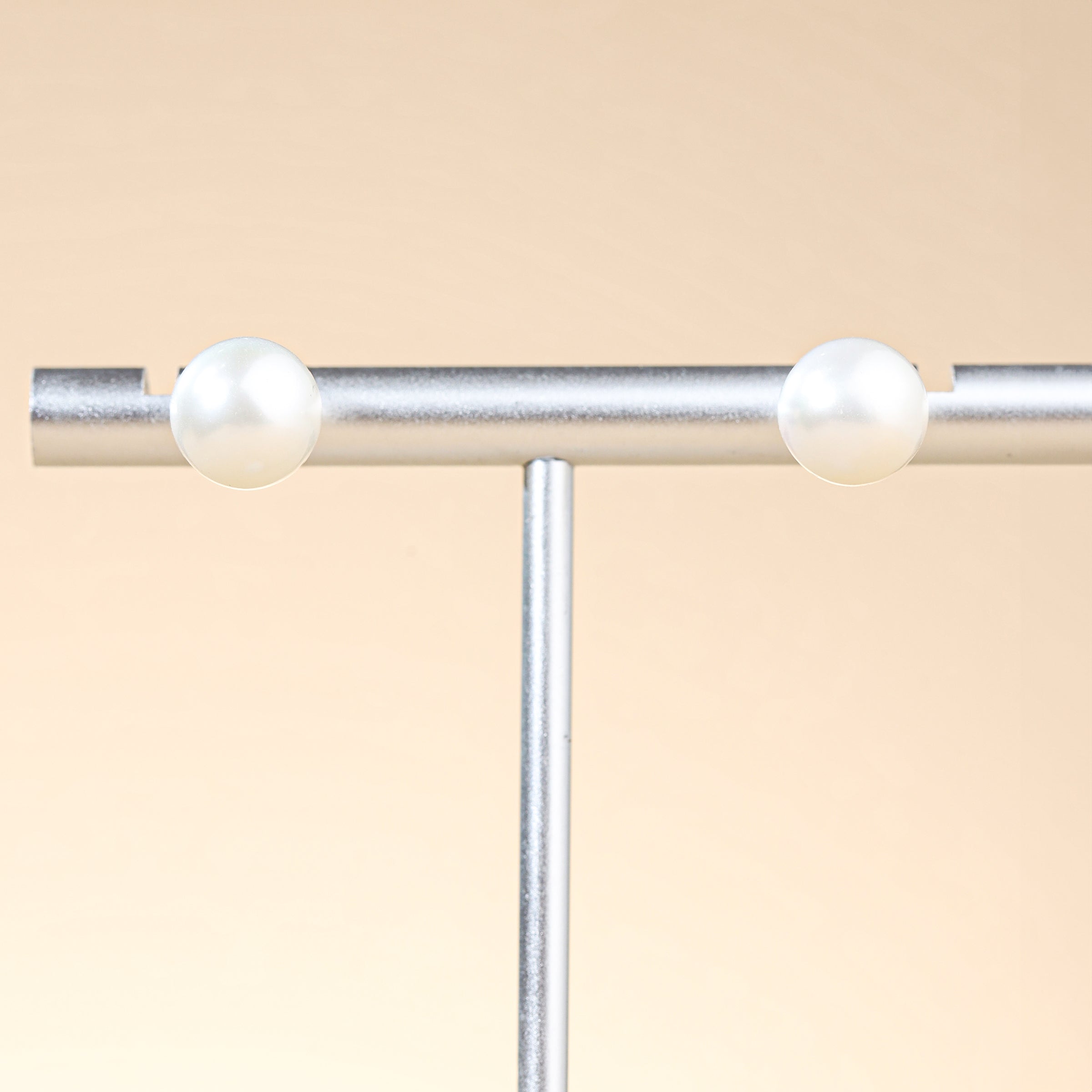 Pearl Earrings 555329