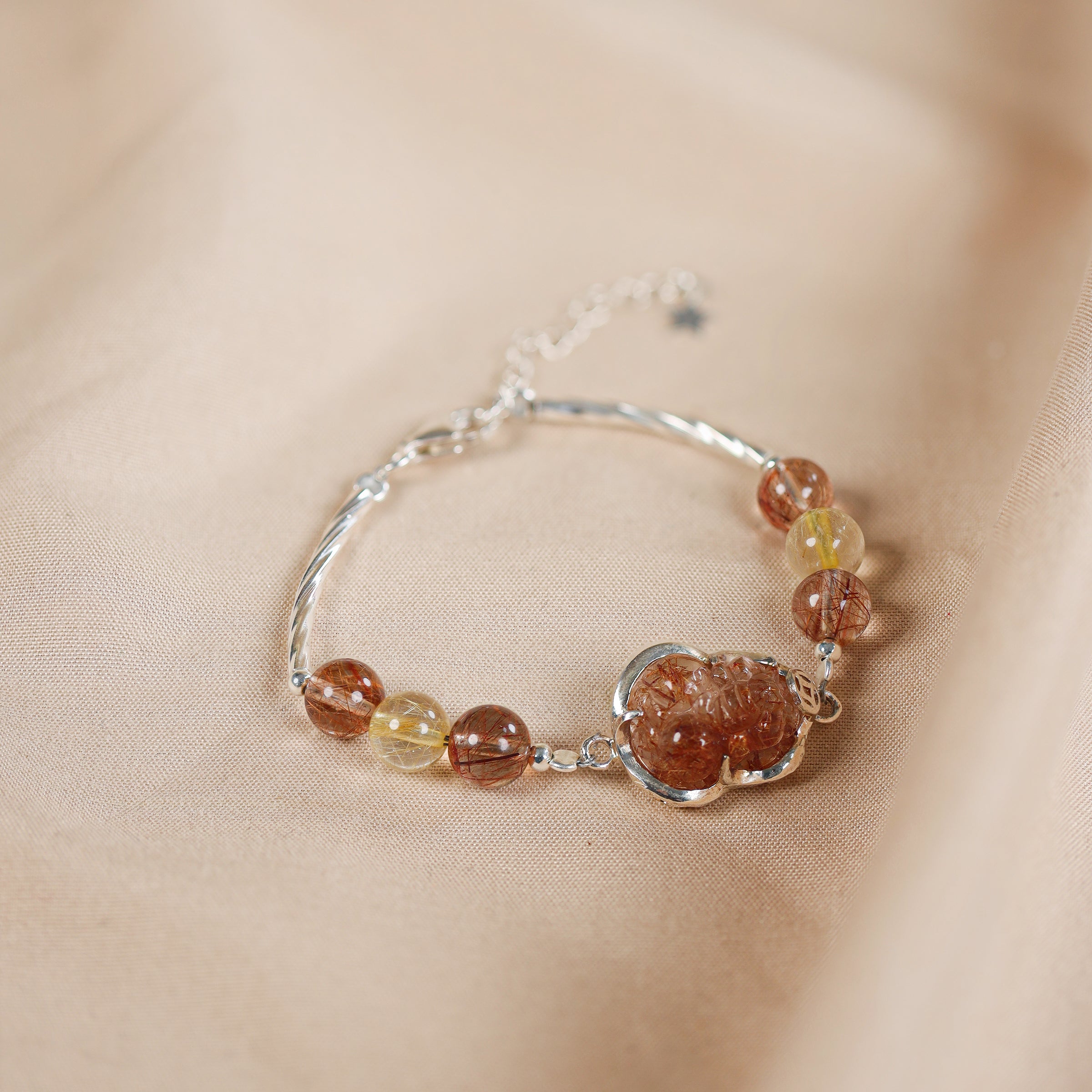 Hebes Brown Rutilated Quartz Bracelet HC90268L
