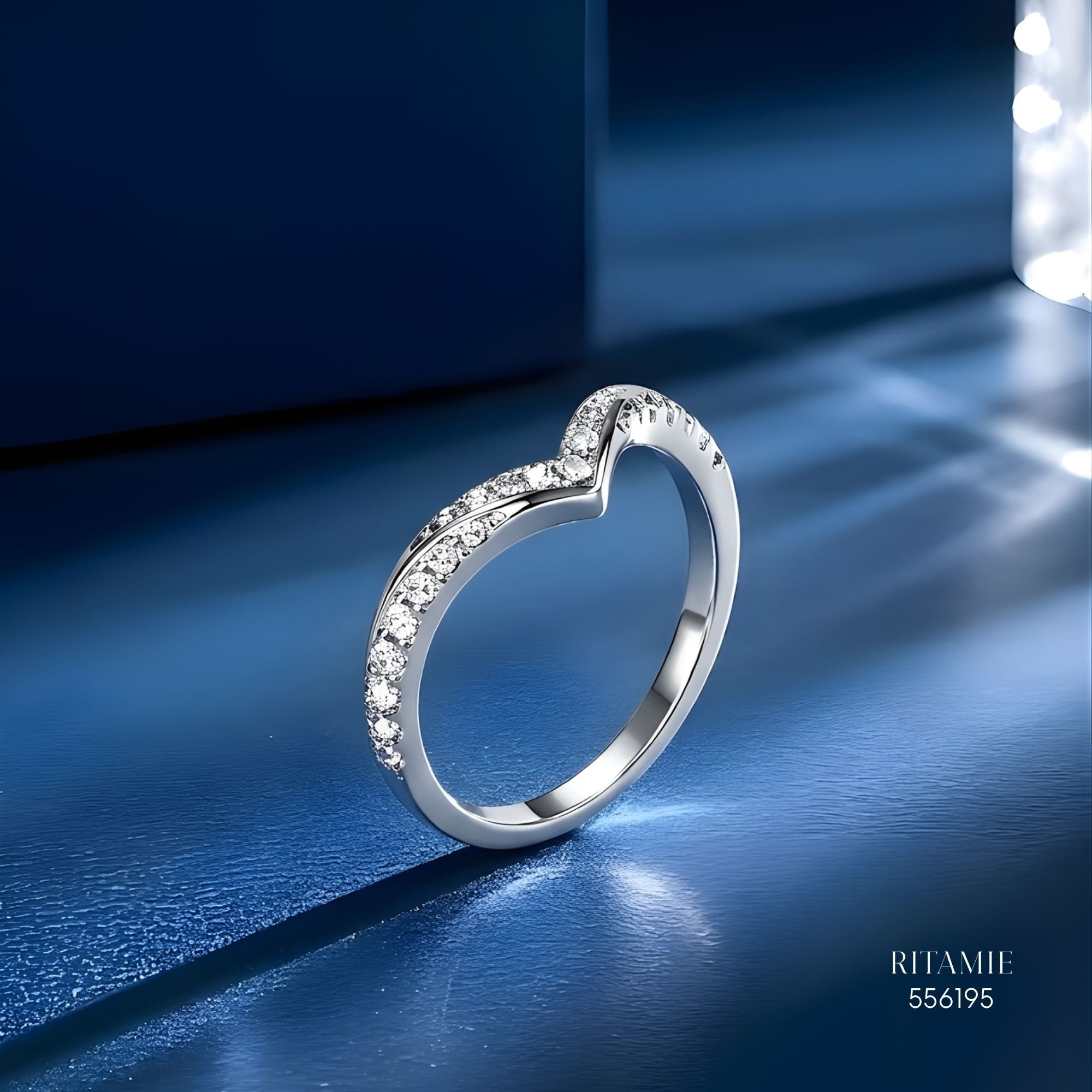Chevron Radiance Moissanite Silver Ring 556195